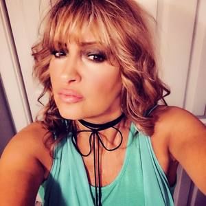 Meet your Posher, Debby